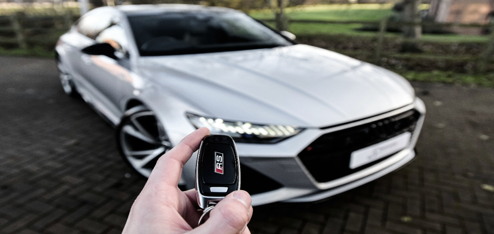 SMART Business Solutions - 4 factors that influence car loan interest rate